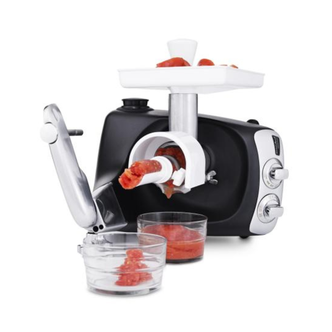 Mincer Medium contains Mincer, 3 sausage horns 10/20/25 mm, feeder tray, feeder plug, disc 4.5 mm, splashguard for mincer and a strainer attachment on mixer